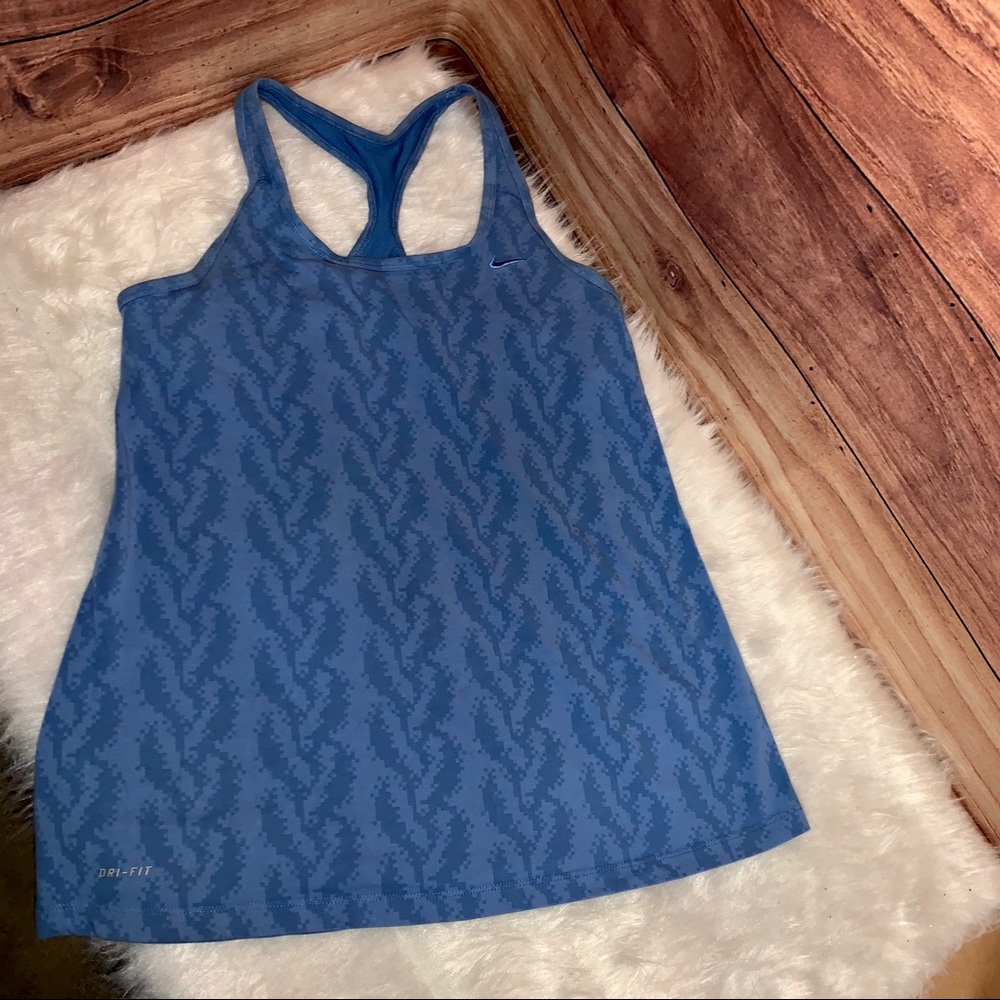 Nike Dri-Fit Racerback Active Tank size Large